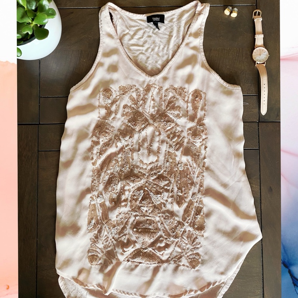 Blush tank with sequence pattern